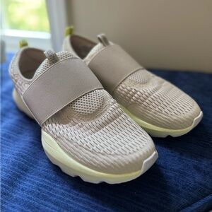 Sorel Tan Sneakers Sporty Slip-On Design